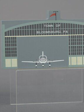 Cat's Meow Bloomsburg Airport, Bloomsburg, PA vtg 1999, N13
